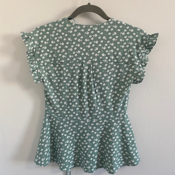 Monteau Los  Angeles Tops - Picture 13 of 14